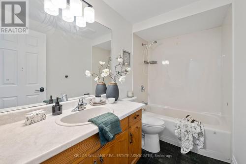 65 - 72 Stone Church Road W, Hamilton, ON - Indoor Photo Showing Bathroom