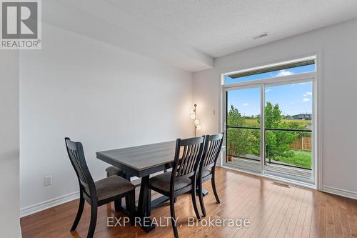 105 Chaperal Private, Ottawa, ON - Indoor Photo Showing Dining Room