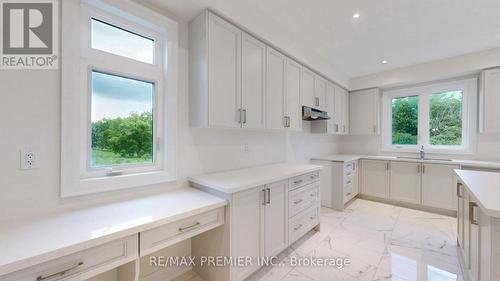 Lot 130 - 125 Gerden Drive, Richmond Hill, ON - Indoor Photo Showing Kitchen