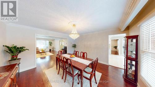 4 Robaldon Road, Toronto W08, ON - Indoor Photo Showing Dining Room