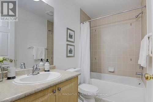 138 Pilkington Drive, Toronto E04, ON - Indoor Photo Showing Bathroom