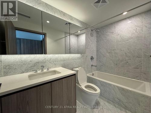 111 - 95 Mcmahon Drive, Toronto C15, ON - Indoor Photo Showing Bathroom