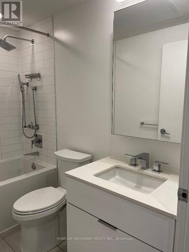 1113 - 25 Richmond Street E, Toronto C08, ON - Indoor Photo Showing Bathroom