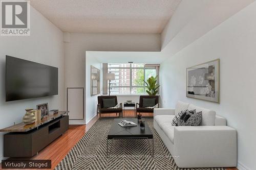 609 - 115 Bonis Avenue, Toronto E05, ON - Indoor Photo Showing Living Room