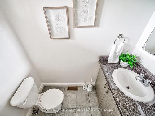 4160 Beacon Lane, Mississauga, ON - Indoor Photo Showing Bathroom