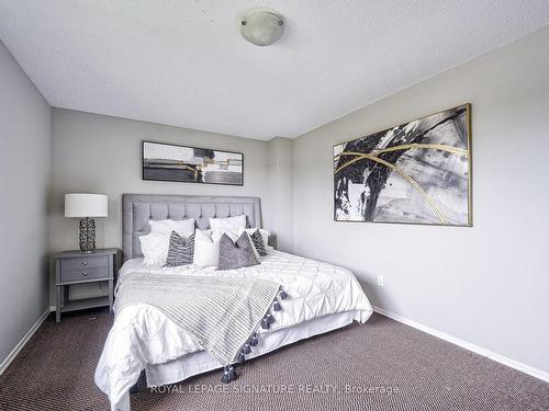 4160 Beacon Lane, Mississauga, ON - Indoor Photo Showing Bedroom