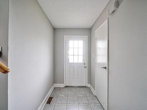 4160 Beacon Lane, Mississauga, ON - Indoor Photo Showing Other Room