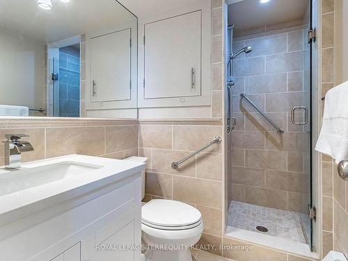 703-299 Mill Rd, Toronto, ON - Indoor Photo Showing Bathroom