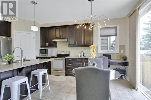 128 Lily Pond Street, Ottawa, ON - Indoor Photo Showing Kitchen With Upgraded Kitchen