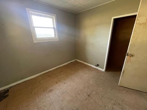 2635 Carson Road, Grand Forks, BC - Indoor Photo Showing Other Room