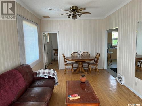 3 Main Street, Verwood, SK - Indoor