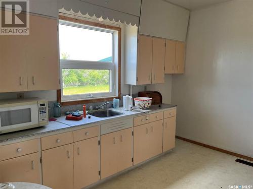 3 Main Street, Verwood, SK - Indoor Photo Showing Kitchen With Double Sink