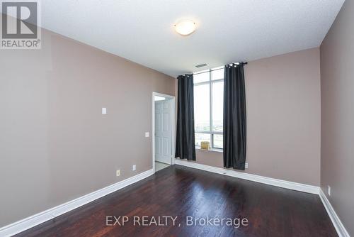 3205 - 35 Kingsbridge Garden Circle, Mississauga (Hurontario), ON - Indoor Photo Showing Other Room