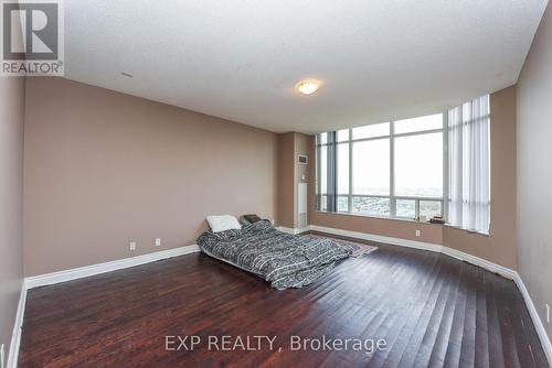 3205 - 35 Kingsbridge Garden Circle, Mississauga (Hurontario), ON - Indoor Photo Showing Other Room