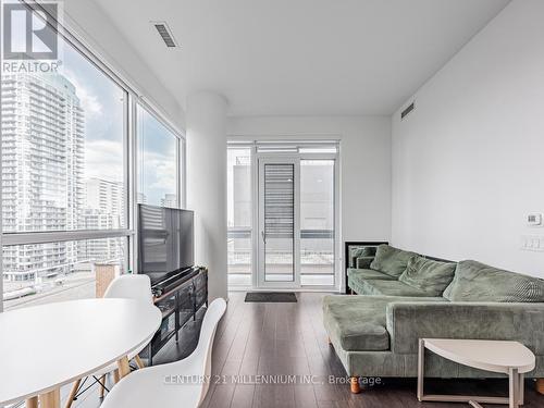 1203 - 39 Roehampton Avenue, Toronto, ON - Indoor Photo Showing Living Room