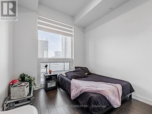 1203 - 39 Roehampton Avenue, Toronto (Mount Pleasant West), ON - Indoor Photo Showing Bedroom