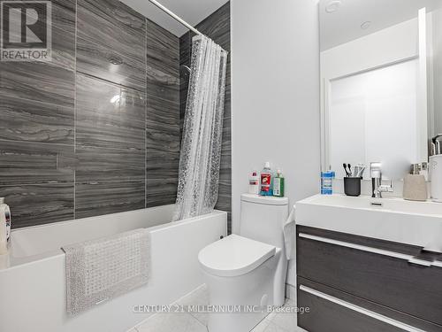 1203 - 39 Roehampton Avenue, Toronto C10, ON - Indoor Photo Showing Bathroom
