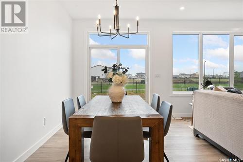 914 Brighton Gate, Saskatoon, SK - Indoor Photo Showing Dining Room