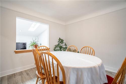 149 East 36Th Street, Hamilton, ON - Indoor Photo Showing Dining Room