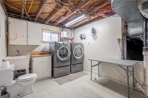 149 East 36Th Street, Hamilton, ON - Indoor Photo Showing Laundry Room