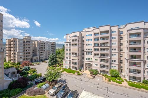 507-2265 Atkinson Street, Penticton, BC - Outdoor With Facade