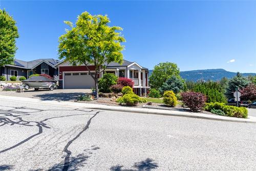 12775 Shoreline Drive, Lake Country, BC - Outdoor With Facade