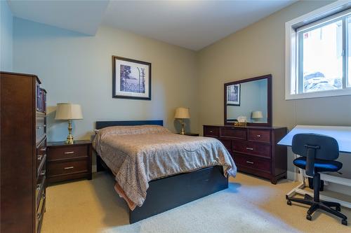 12775 Shoreline Drive, Lake Country, BC - Indoor Photo Showing Bedroom