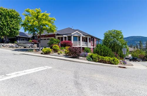 12775 Shoreline Drive, Lake Country, BC - Outdoor With Facade