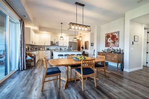 206-3255 Okanagan Street, Armstrong, BC - Indoor Photo Showing Dining Room