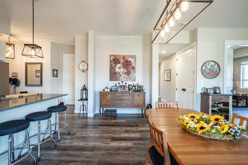 206-3255 Okanagan Street, Armstrong, BC - Indoor Photo Showing Dining Room