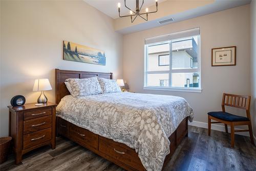 206-3255 Okanagan Street, Armstrong, BC - Indoor Photo Showing Bedroom