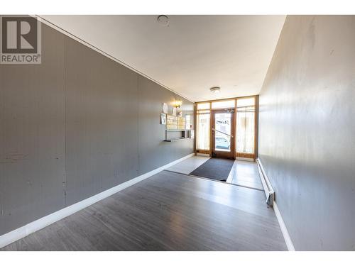 6831 Arcola Street, Burnaby, BC - Indoor Photo Showing Other Room