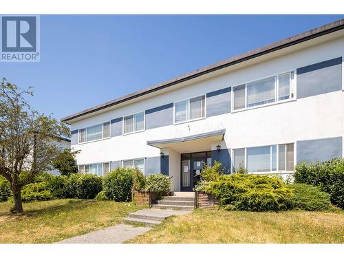 6831 Arcola Street, Burnaby, BC - Outdoor