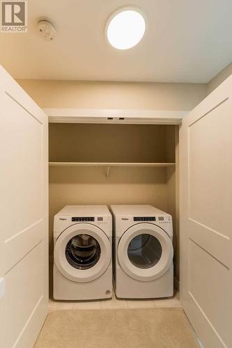 1550 Union Road Unit# 27, Kelowna, BC - Indoor Photo Showing Laundry Room