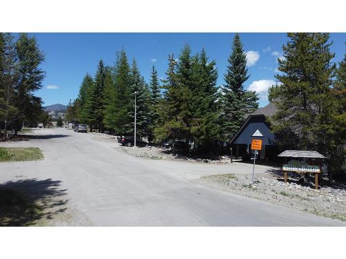 968 Dewdney Way, Kimberley, BC - Outdoor