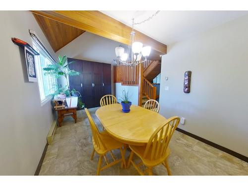 968 Dewdney Way, Kimberley, BC - Indoor Photo Showing Dining Room