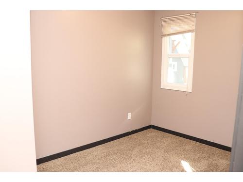 968 Dewdney Way, Kimberley, BC - Indoor Photo Showing Other Room