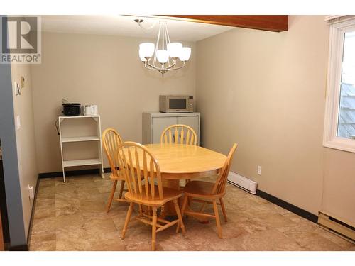 968 Dewdney Way, Kimberley, BC - Indoor Photo Showing Dining Room