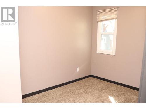 968 Dewdney Way, Kimberley, BC - Indoor Photo Showing Other Room