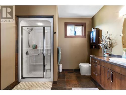 5581 Eagle Bay Road Unit# 8, Eagle Bay, BC - Indoor Photo Showing Bathroom