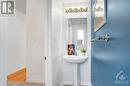 292 London Terrace, Ottawa, ON  - Indoor Photo Showing Bathroom 