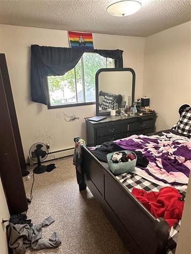 1262 6Th Street, Brandon, MB - Indoor Photo Showing Bedroom