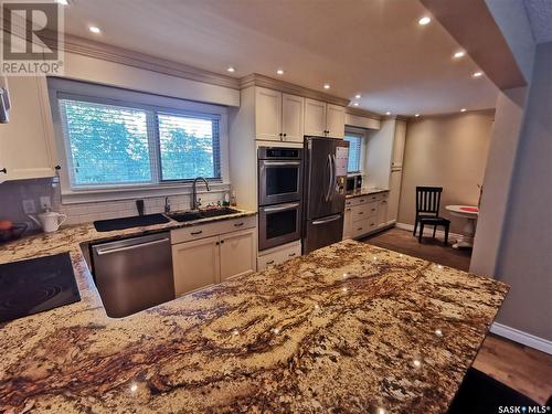 314 Dore Way, Saskatoon, SK - Indoor Photo Showing Kitchen