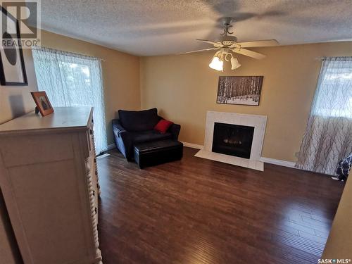 314 Dore Way, Saskatoon, SK - Indoor Photo Showing Living Room With Fireplace