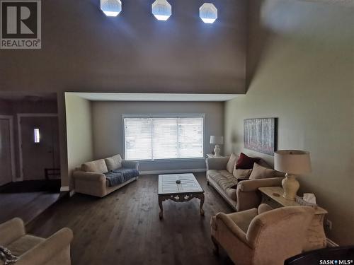 314 Dore Way, Saskatoon, SK - Indoor Photo Showing Living Room