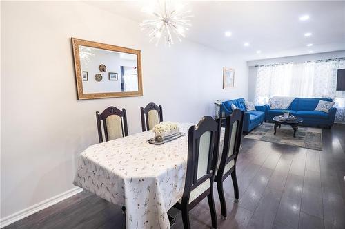 1817 Bonnymede Drive, Mississauga, ON - Indoor Photo Showing Dining Room