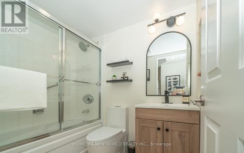 304 - 10 Torresdale Avenue W, Toronto C07, ON - Indoor Photo Showing Bathroom