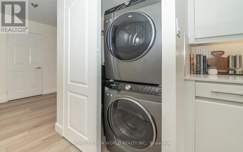 304 - 10 Torresdale Avenue W, Toronto C07, ON - Indoor Photo Showing Laundry Room