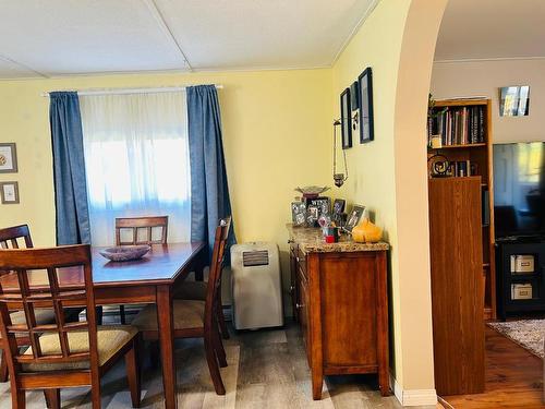 418 Webber Road, Clearwater, BC - Indoor Photo Showing Dining Room