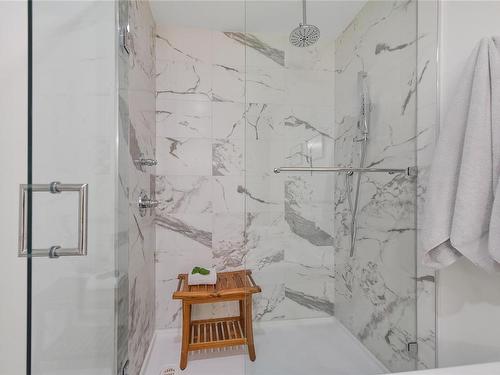 416-1628 Store St, Victoria, BC - Indoor Photo Showing Bathroom